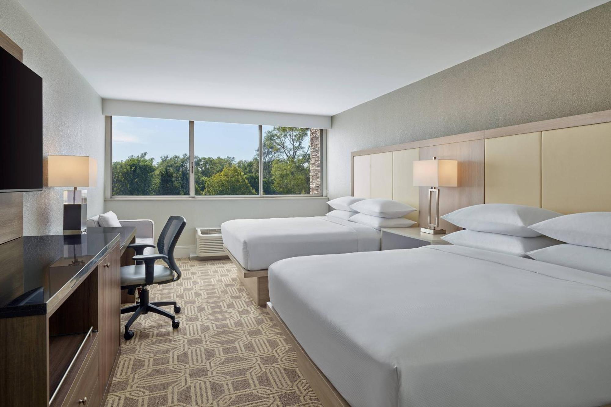 Delta Hotels By Marriott Chicago Willowbrook Exteriör bild